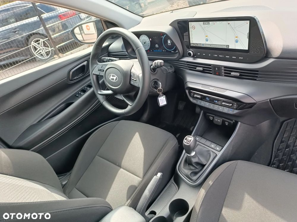 Hyundai i20 - 15