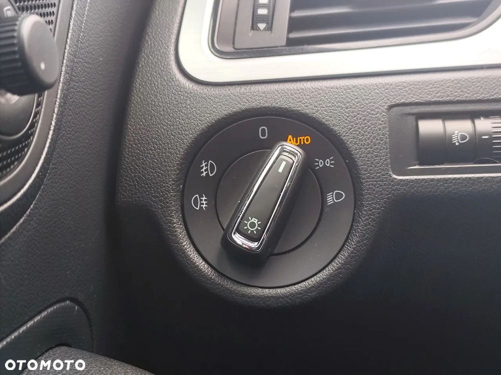 Skoda RAPID 1.0 TSI Active - 20