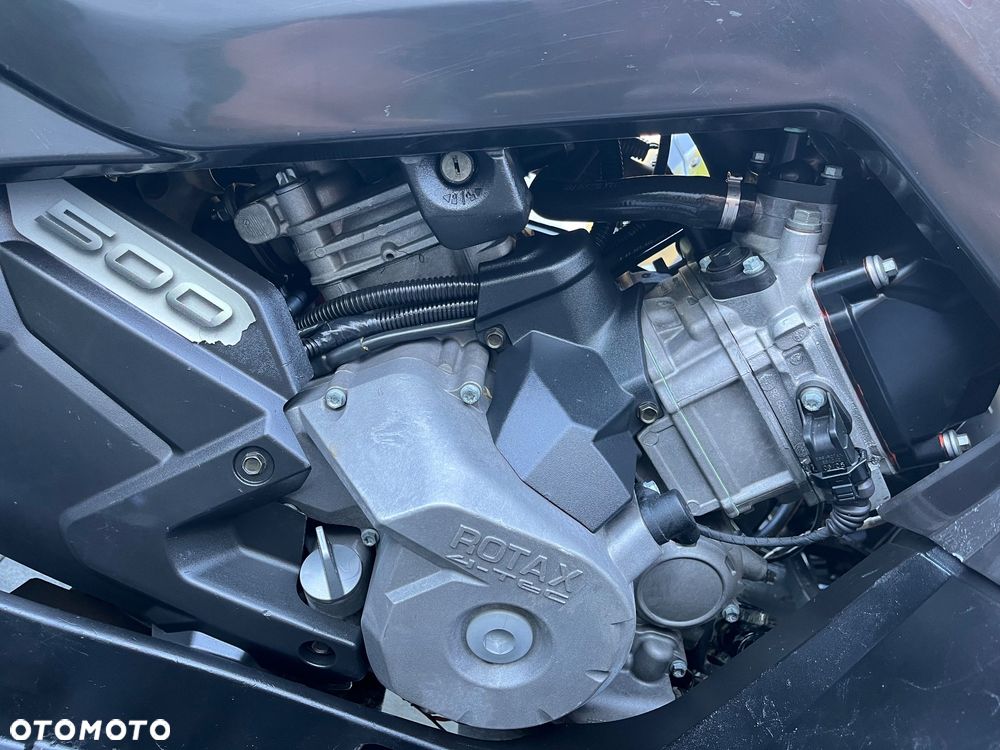 Can-Am Outlander Max - 7