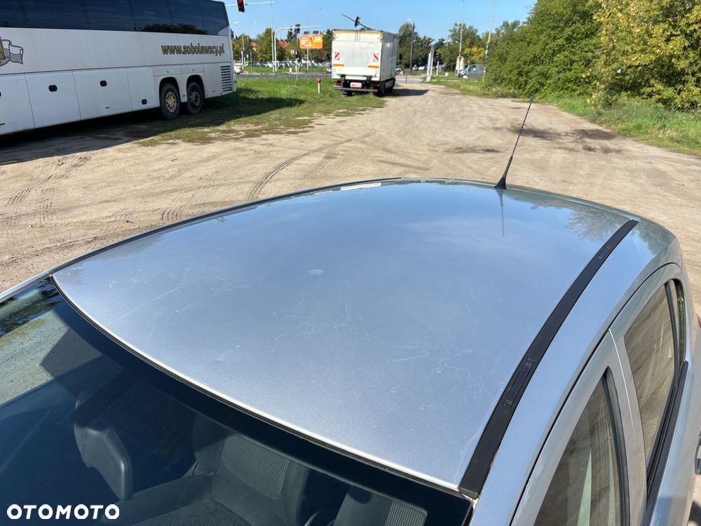 Opel Corsa 1.0 12V Essentia - 10