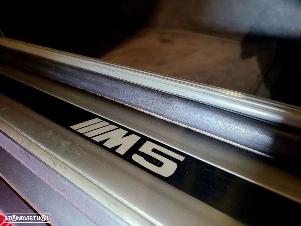 BMW M5 Standard - 25