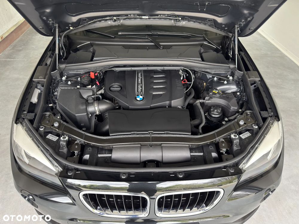 BMW X1 xDrive18d - 21