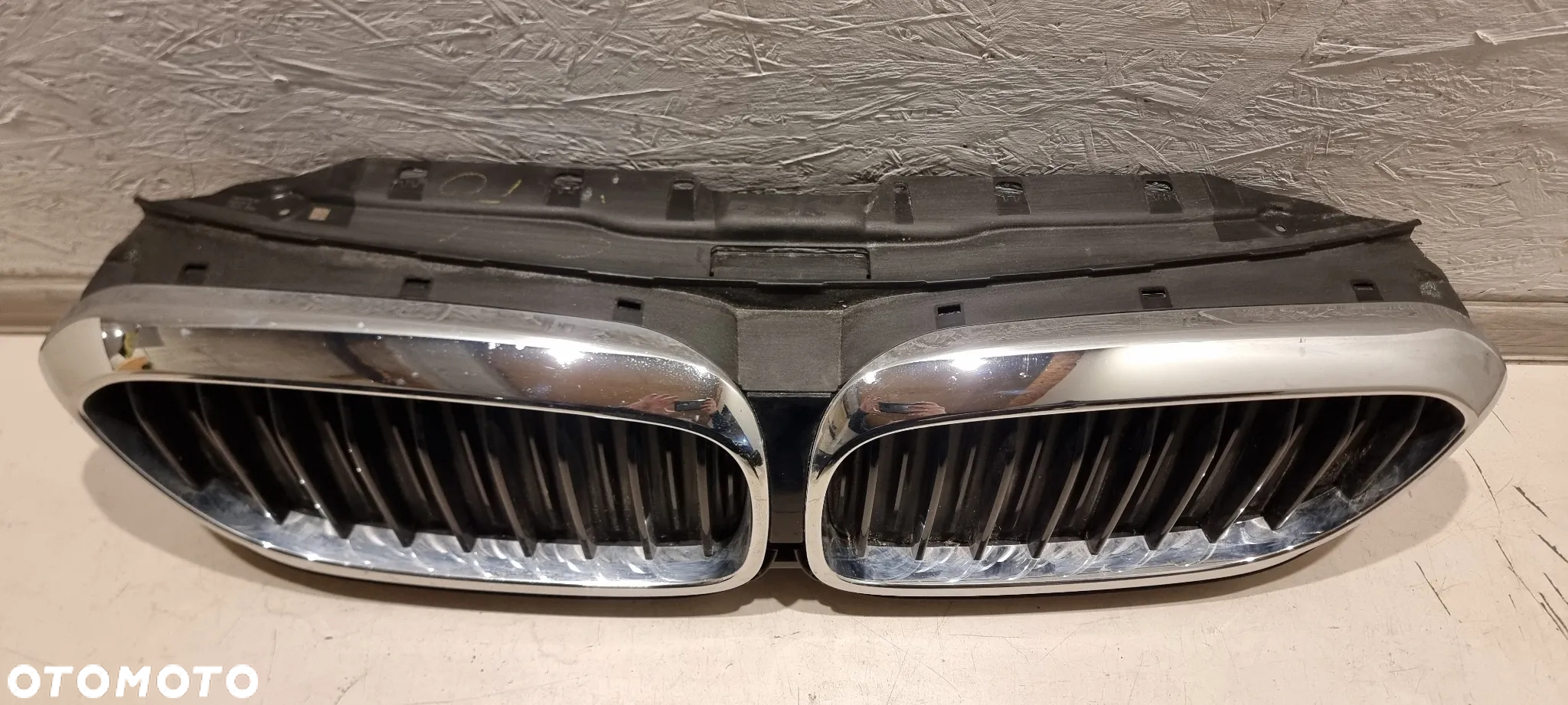 Grill nerki żaluzja BMW 5 G30 G31 - 2