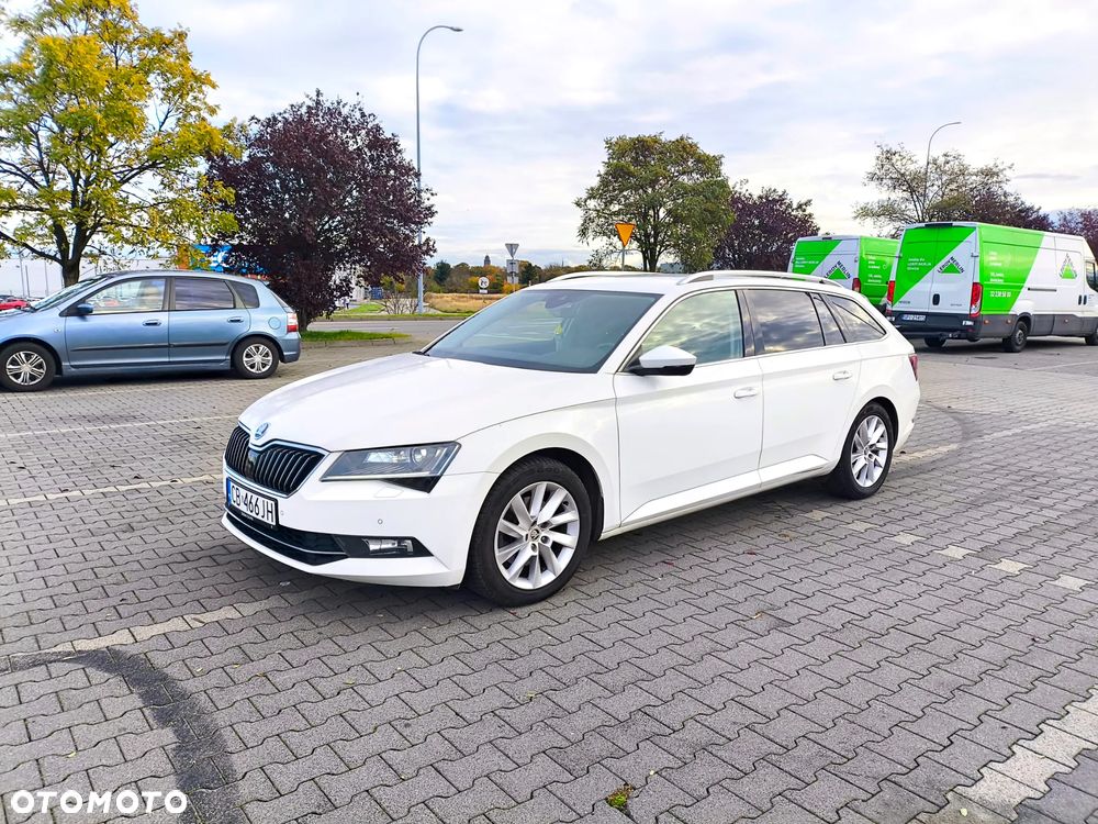 Skoda Superb 2.0 TDI 4x4 Style DSG - 11