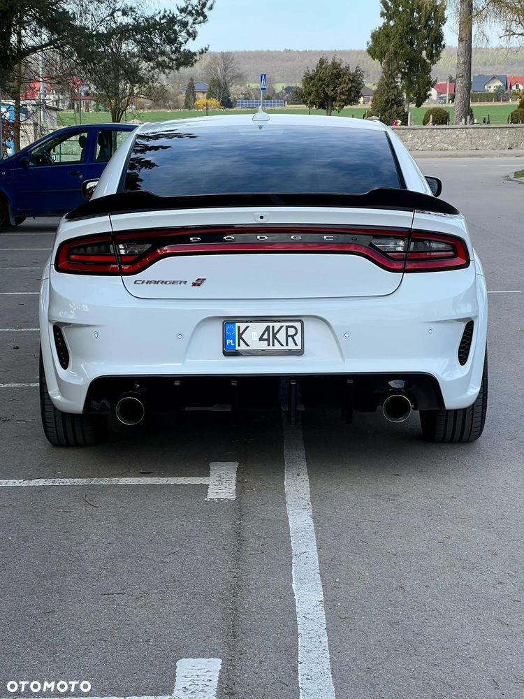 Dodge Charger - 10