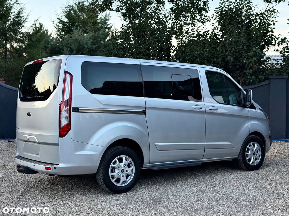 Ford Tourneo Custom - 6