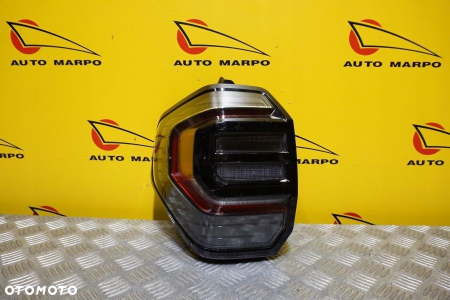 TOYOTA 4RUNNER 2025 - LAMPA TYŁ LEWA TYLNA LED USA - 2