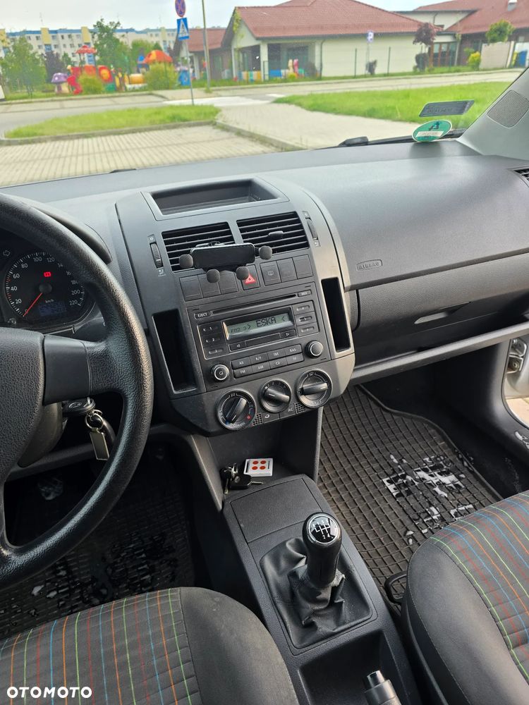 Volkswagen Polo 1.4 TDI DPF Comfortline - 9