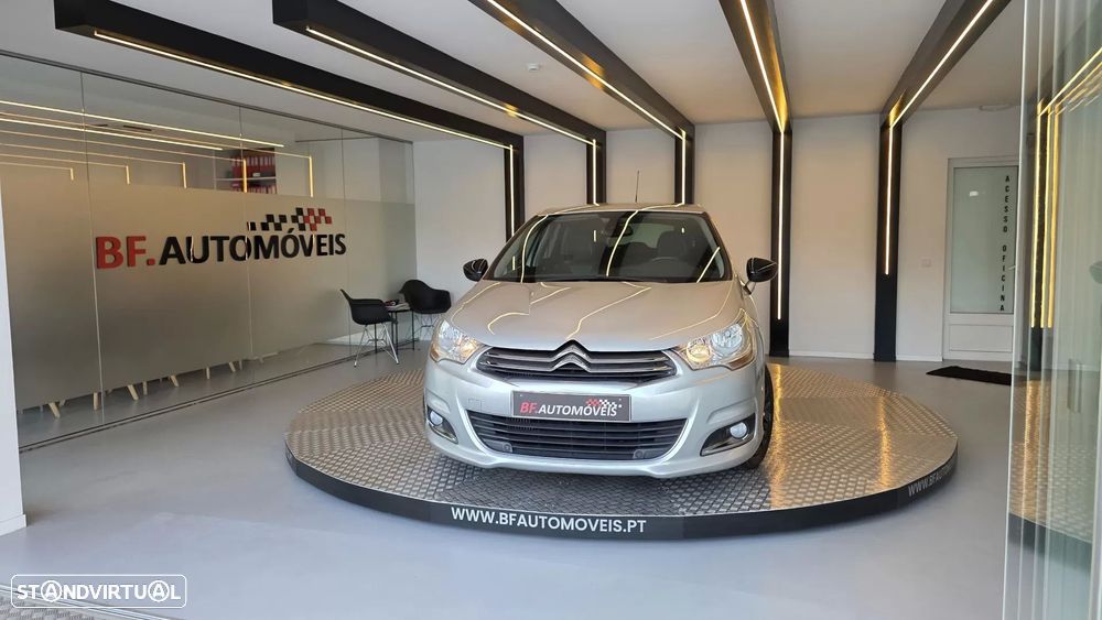 Citroën C4 1.6 e-HDi Exclusive CMP6 - 12