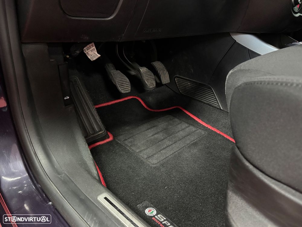 Alfa Romeo MiTo - 16