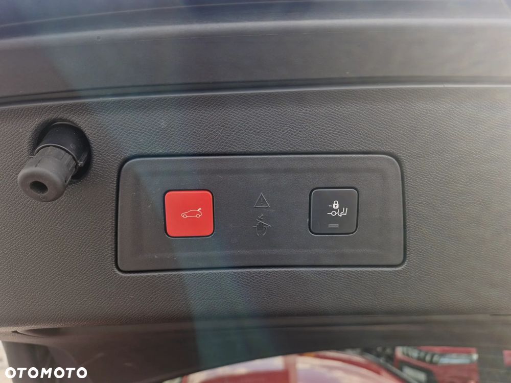 Peugeot 508 225 e-EAT8 GT - 28