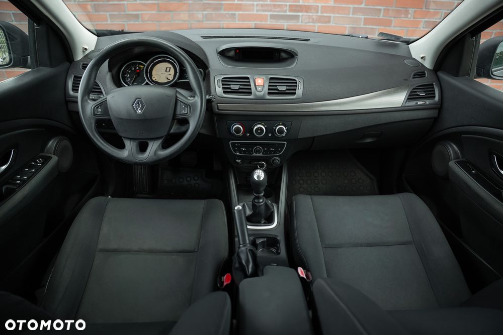 Renault Megane 1.6 16V Authentique - 5