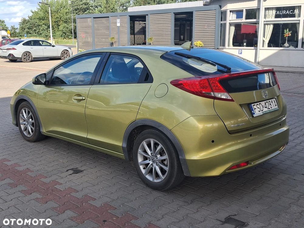 Honda Civic 1.4 i-VTEC Comfort - 4