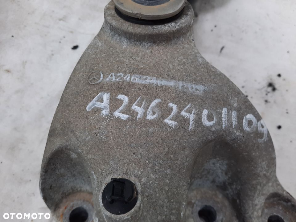 MERCEDES W117 W246 PODUSZKA SILNIKA ŁAPA 2.2D A2462401109 - 9
