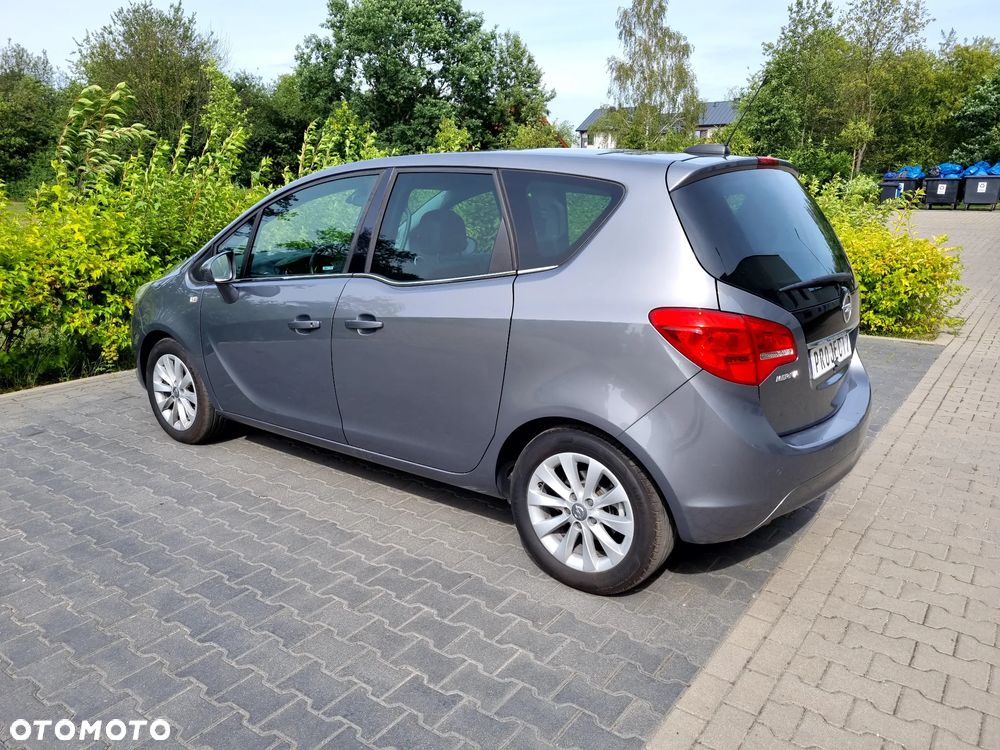 Opel Meriva 1.4 T Cosmo S&S - 37