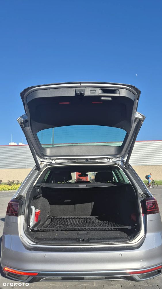Volkswagen Passat 2.0 TDI EVO Business DSG - 4