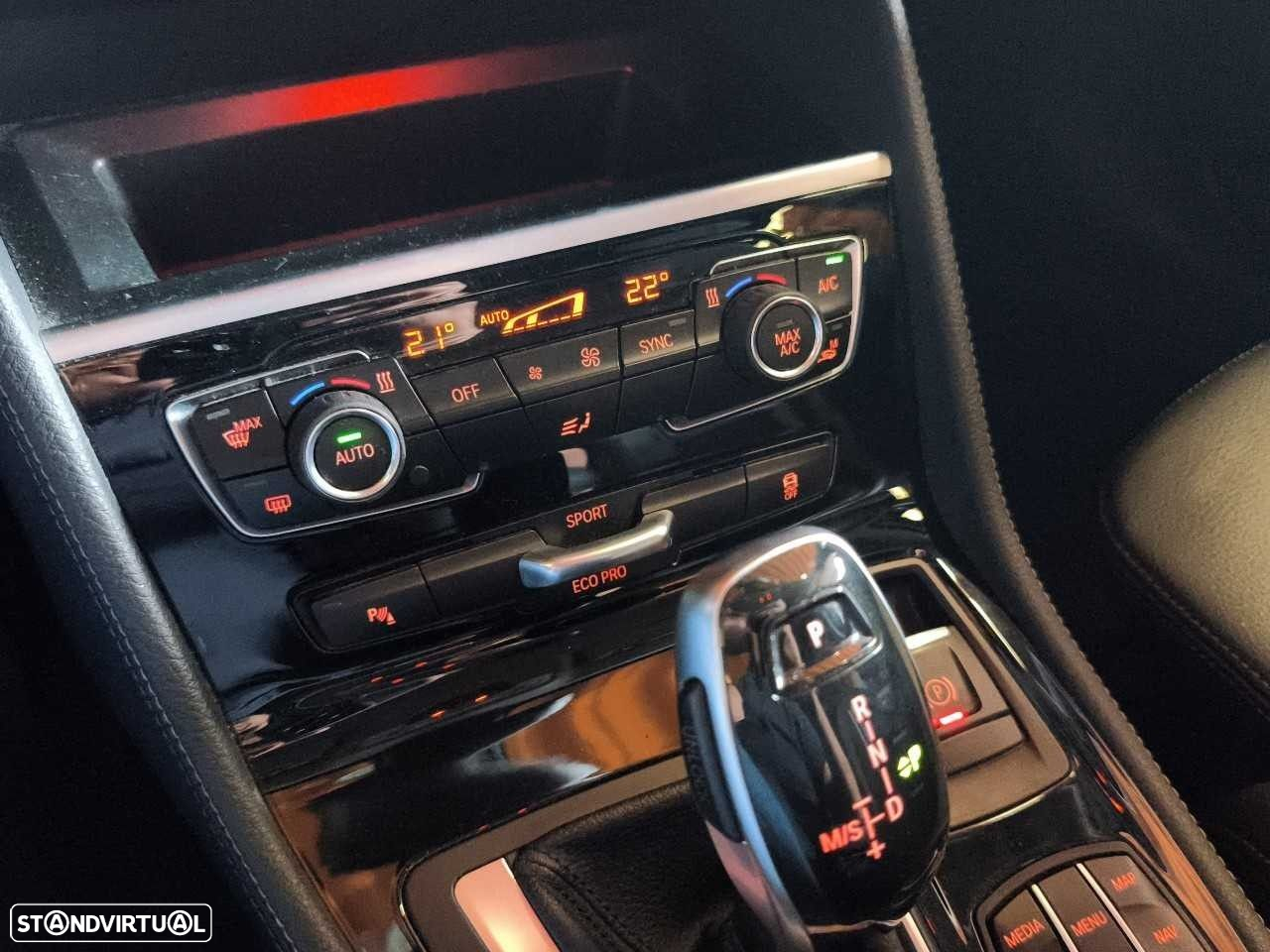 BMW 216 Active Tourer d Line Sport Auto - 24