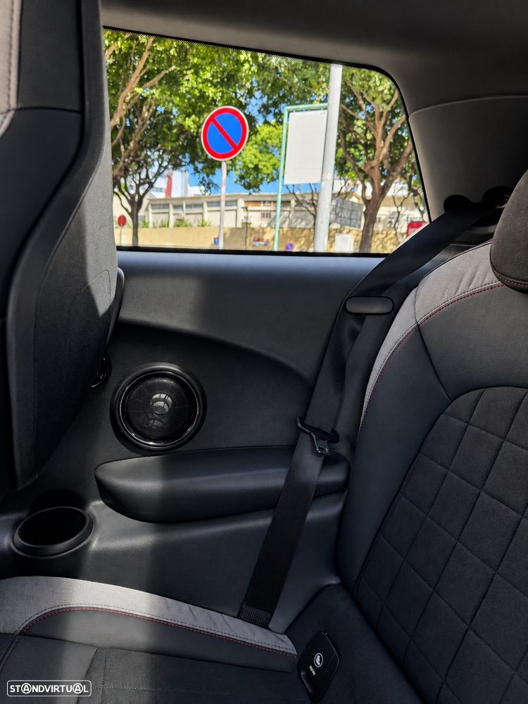 MINI 3 Portas John Cooper Works Auto Desportiva - 18