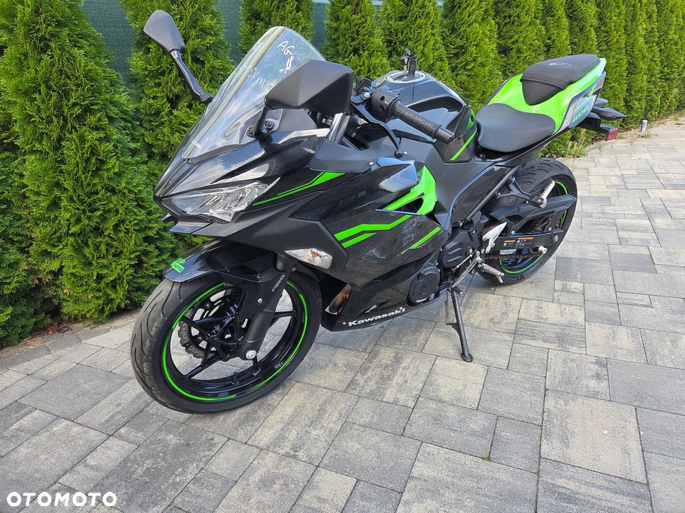 Kawasaki Ninja 400 - 3