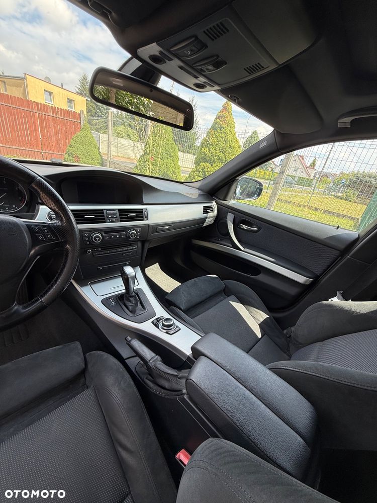 BMW Seria 3 320d DPF - 13