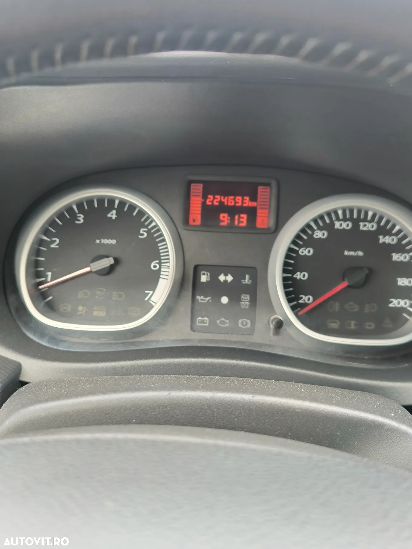 Dacia Duster dCi 110 FAP 4x4 Prestige - 10