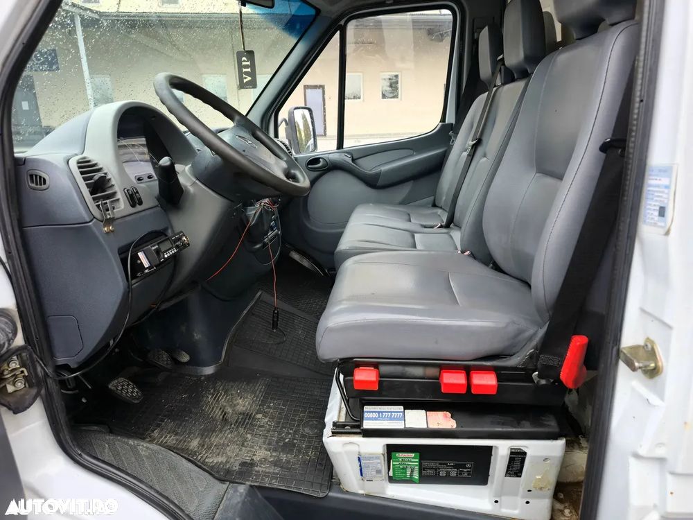 Mercedes-Benz Sprinter - 9