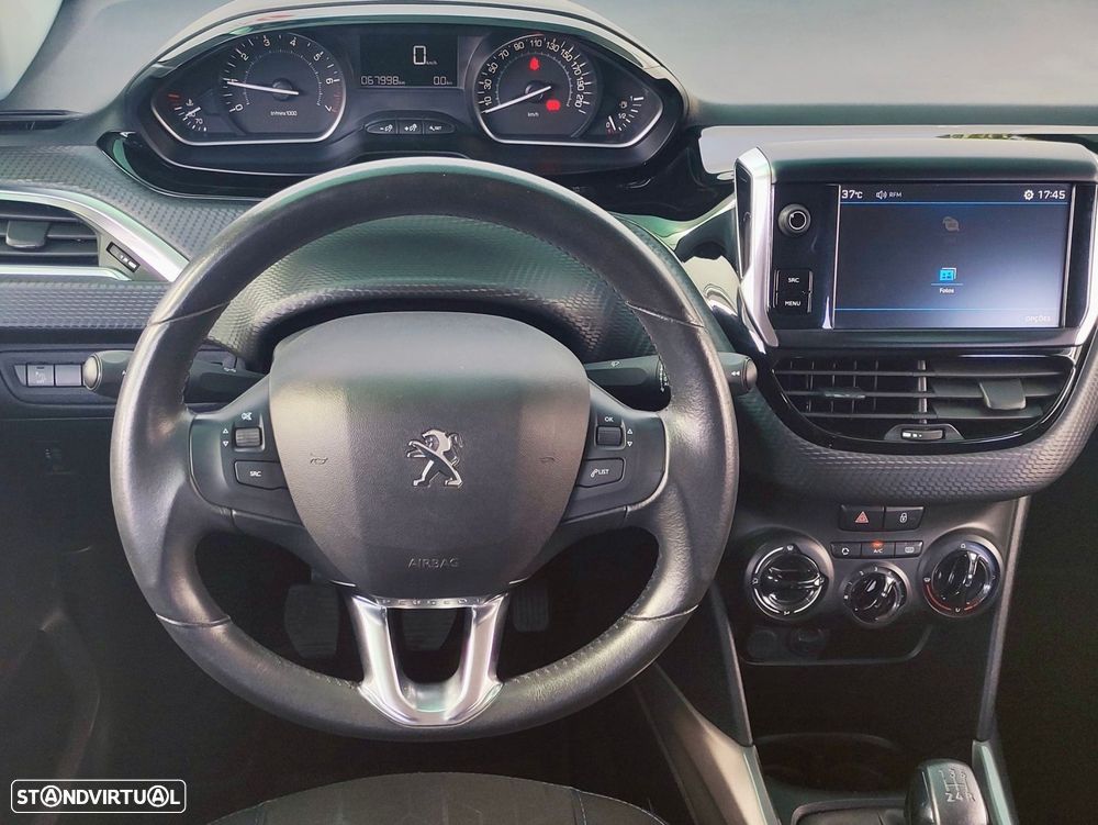 Peugeot 2008 1.2 PureTech Style - 5
