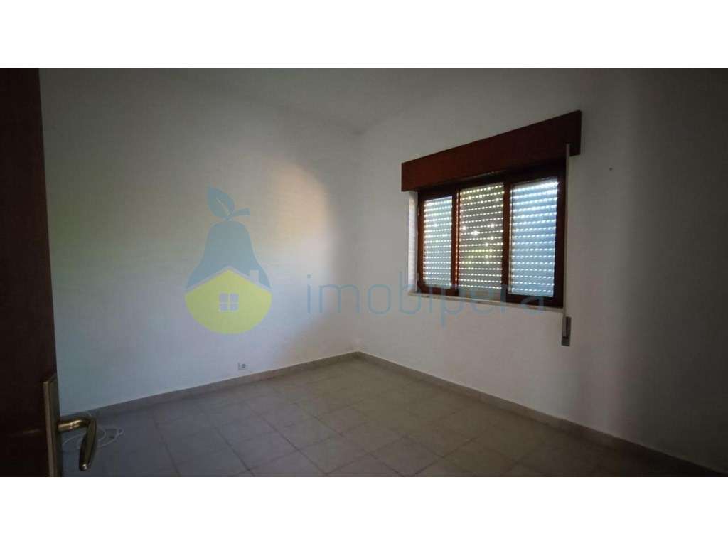 Quinta com Pomar de citrinos e casa térrea - Grande imagem: 4/13