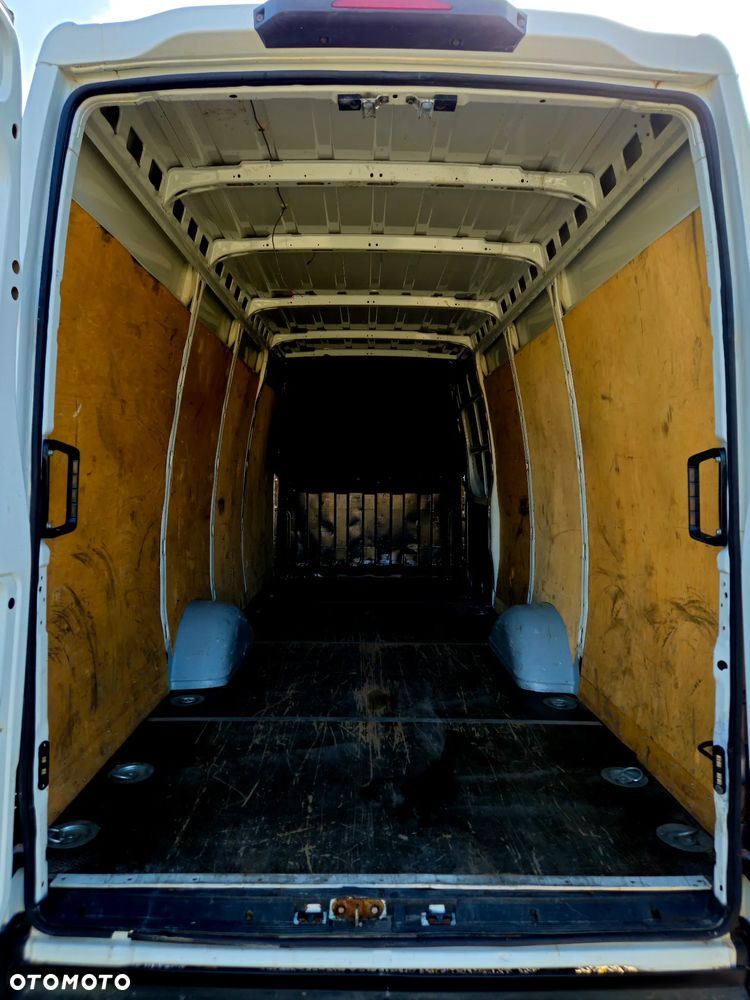 Iveco Daily - 16