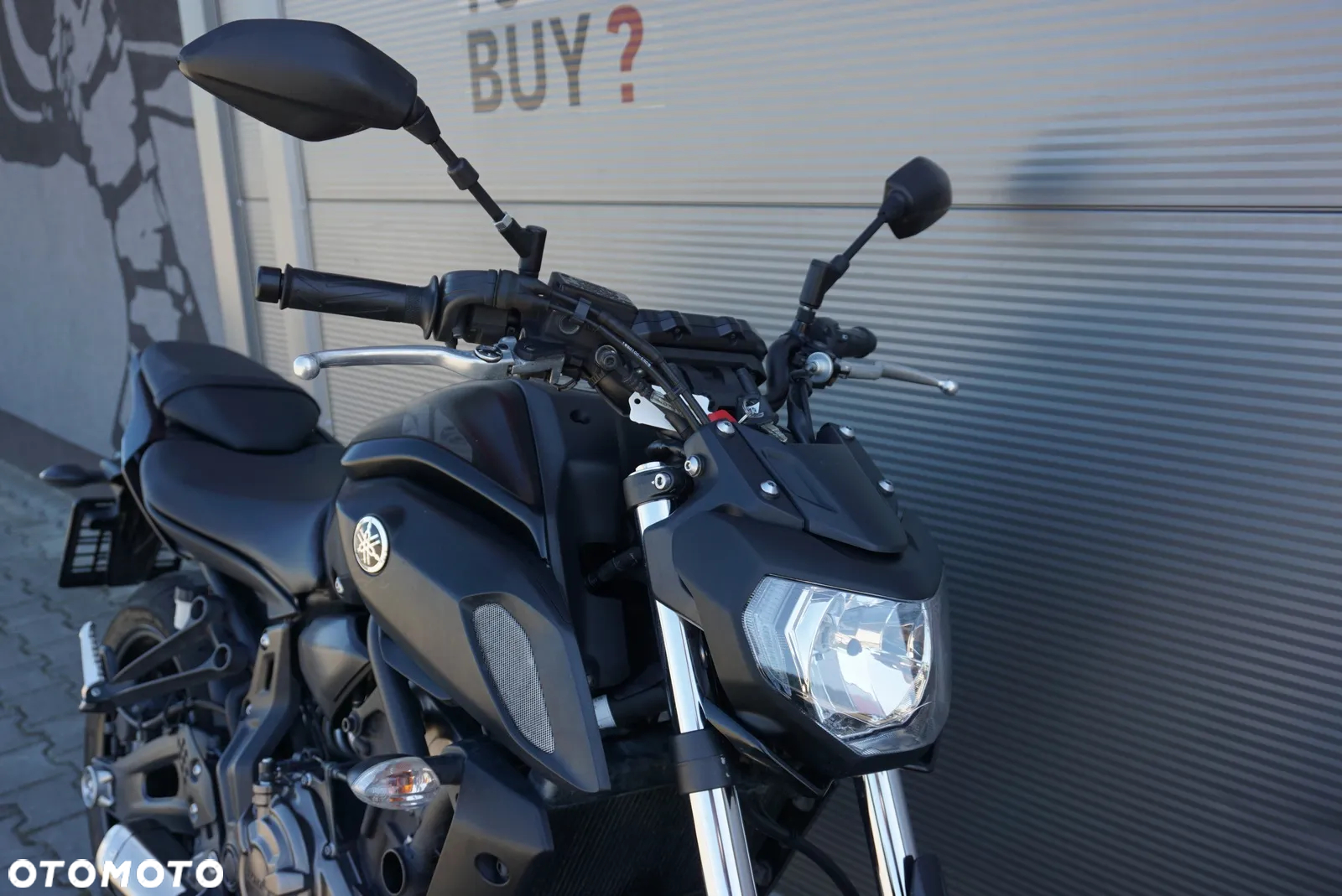 Yamaha MT - 6