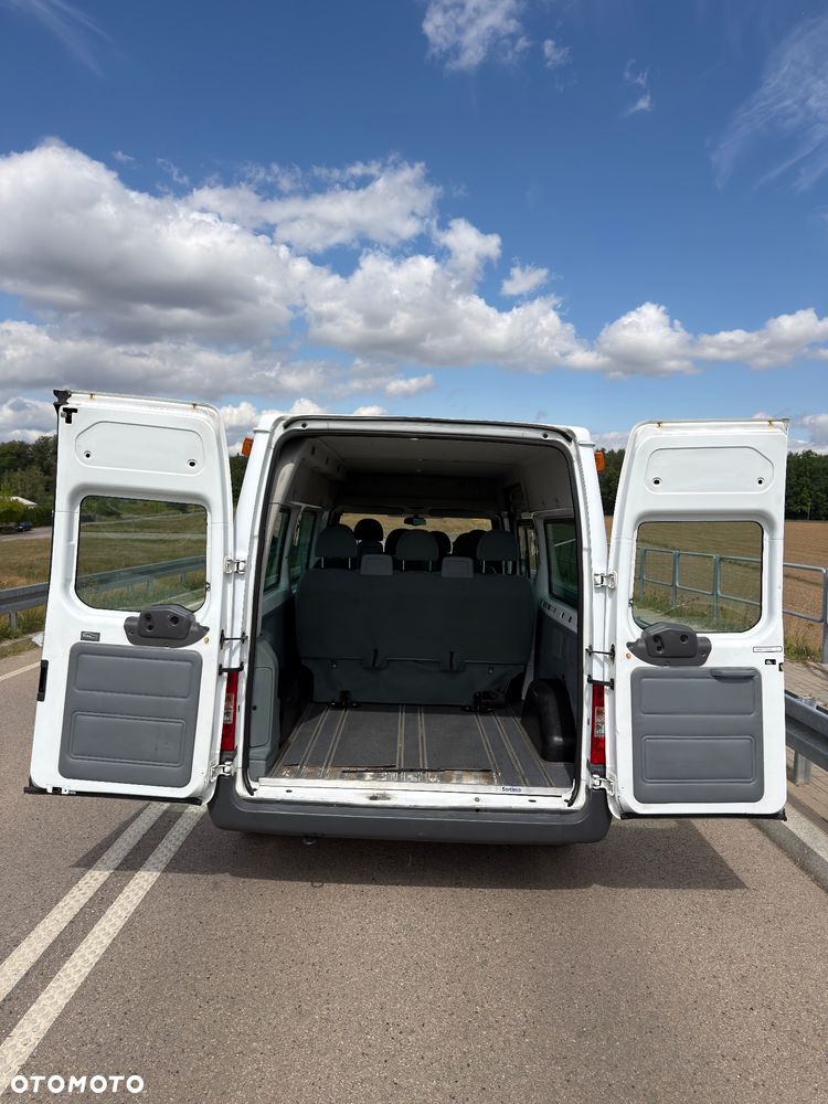Ford Transit - 17