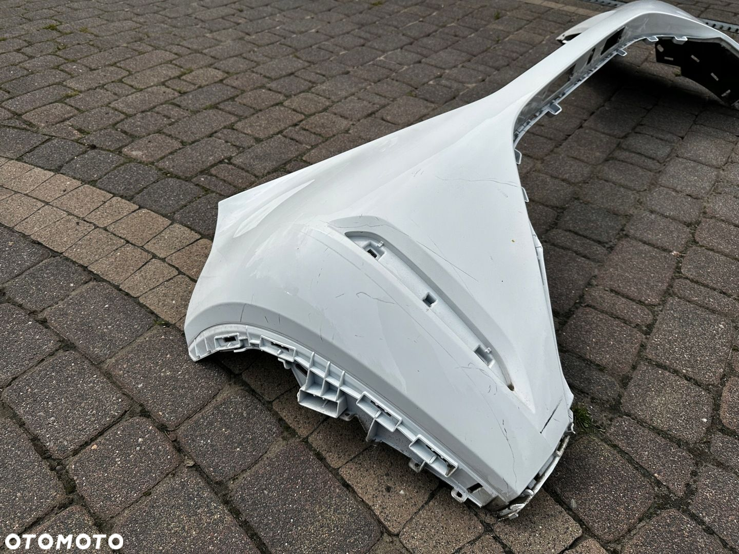 Toyota Aygo X 22- zderzak tył 52159-0H120 - 3