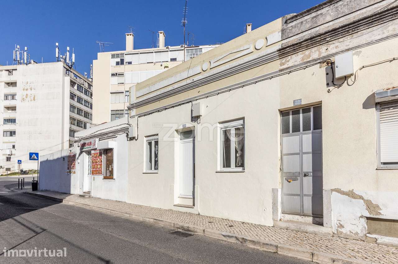 T1 Mobilado e Equipado | Totalmente Remodelado | Alto da Ajuda - Grande imagem: 2/10
