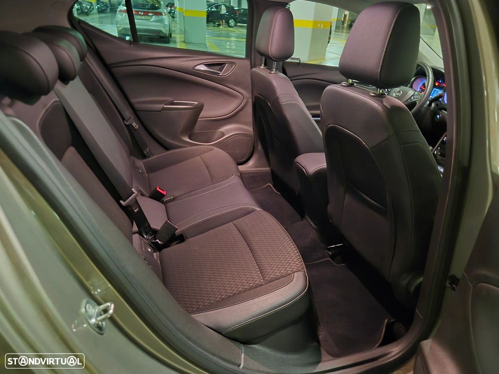 Opel Astra 1.6 CDTI Innovation S/S - 35