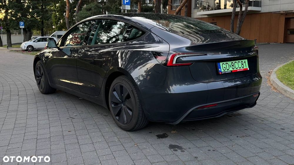 Tesla Model 3 Langstreckenbatterie Allradantrieb Dual Motor - 4