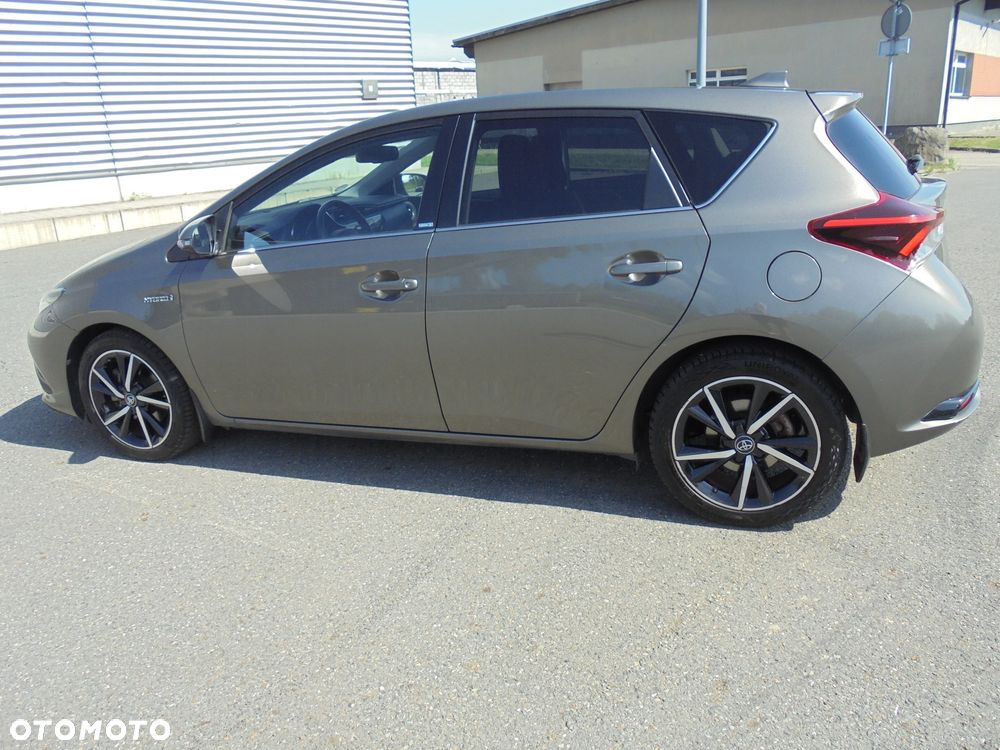 Toyota Auris - 25