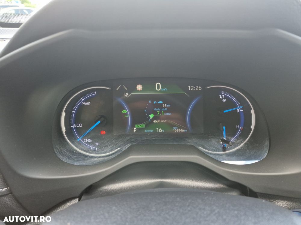 Toyota RAV4 - 14