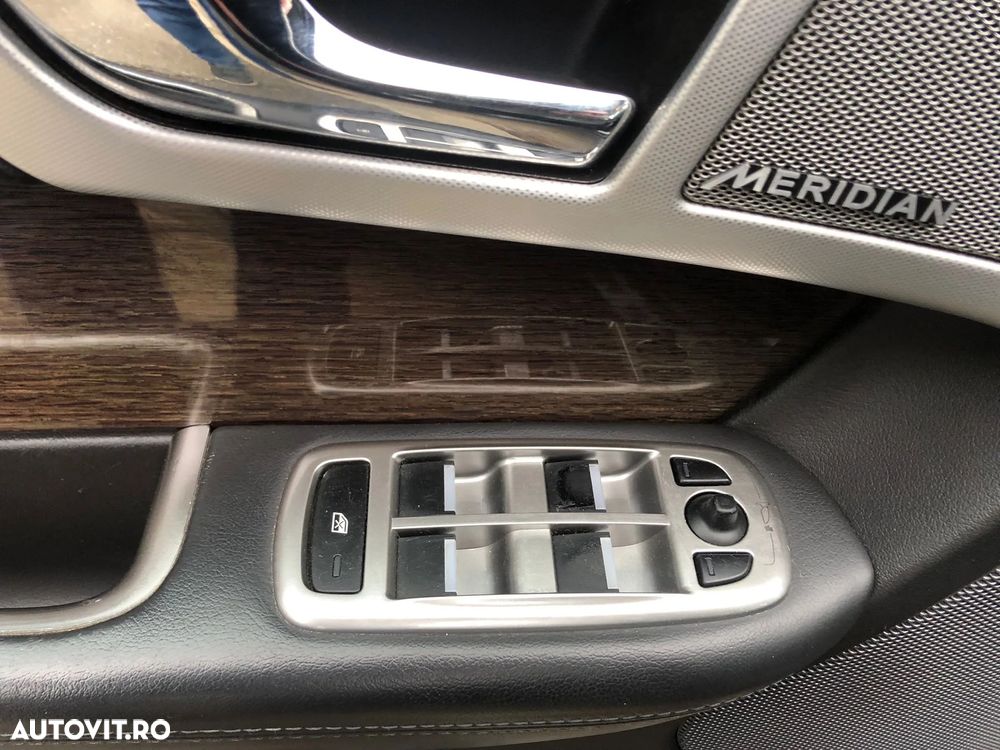 Jaguar XF 2.2D Premium Luxury - 9