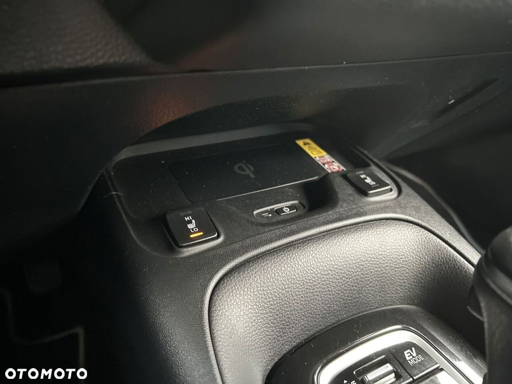 Toyota Corolla 1.8 Hybrid Comfort - 20