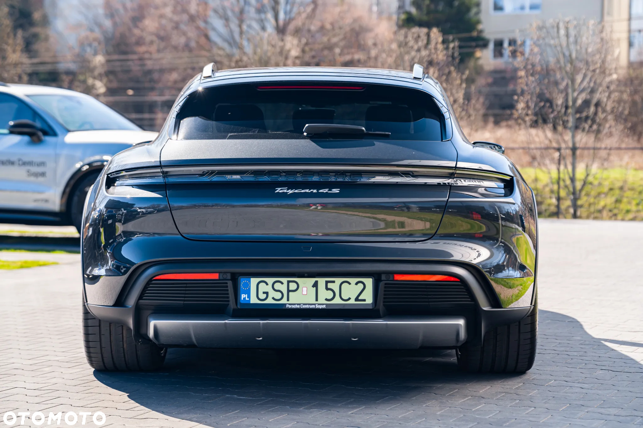 Porsche Taycan - 5