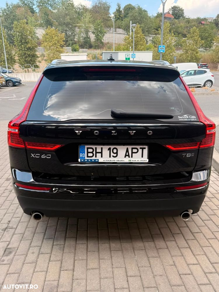 Volvo XC 60 T8 Twin Engine AWD Momentum - 5