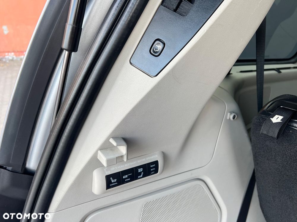 Lancia Voyager 2.8 Multijet 16v Platinum - 22