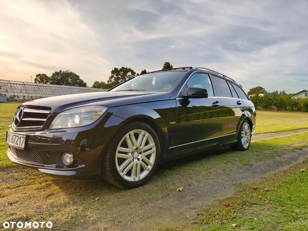 Mercedes-Benz Klasa C 220 CDI BlueEff Avantgarde - 17