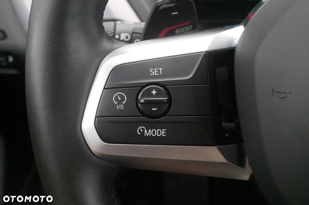 BMW Seria 1 123 mHEV xDrive - 23