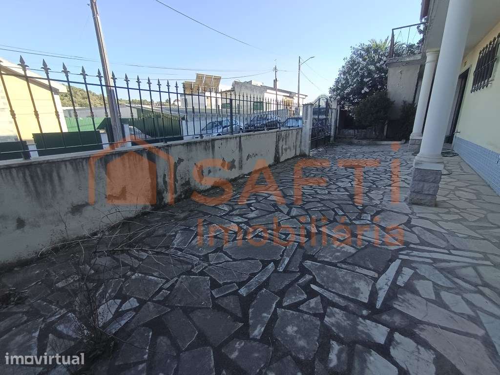 Moradia T4+T3+T1 em Santarém - Grande imagem: 2/53