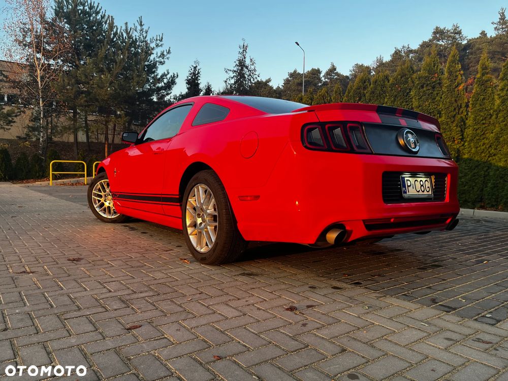 Ford Mustang 3.7 V6 Premium - 8