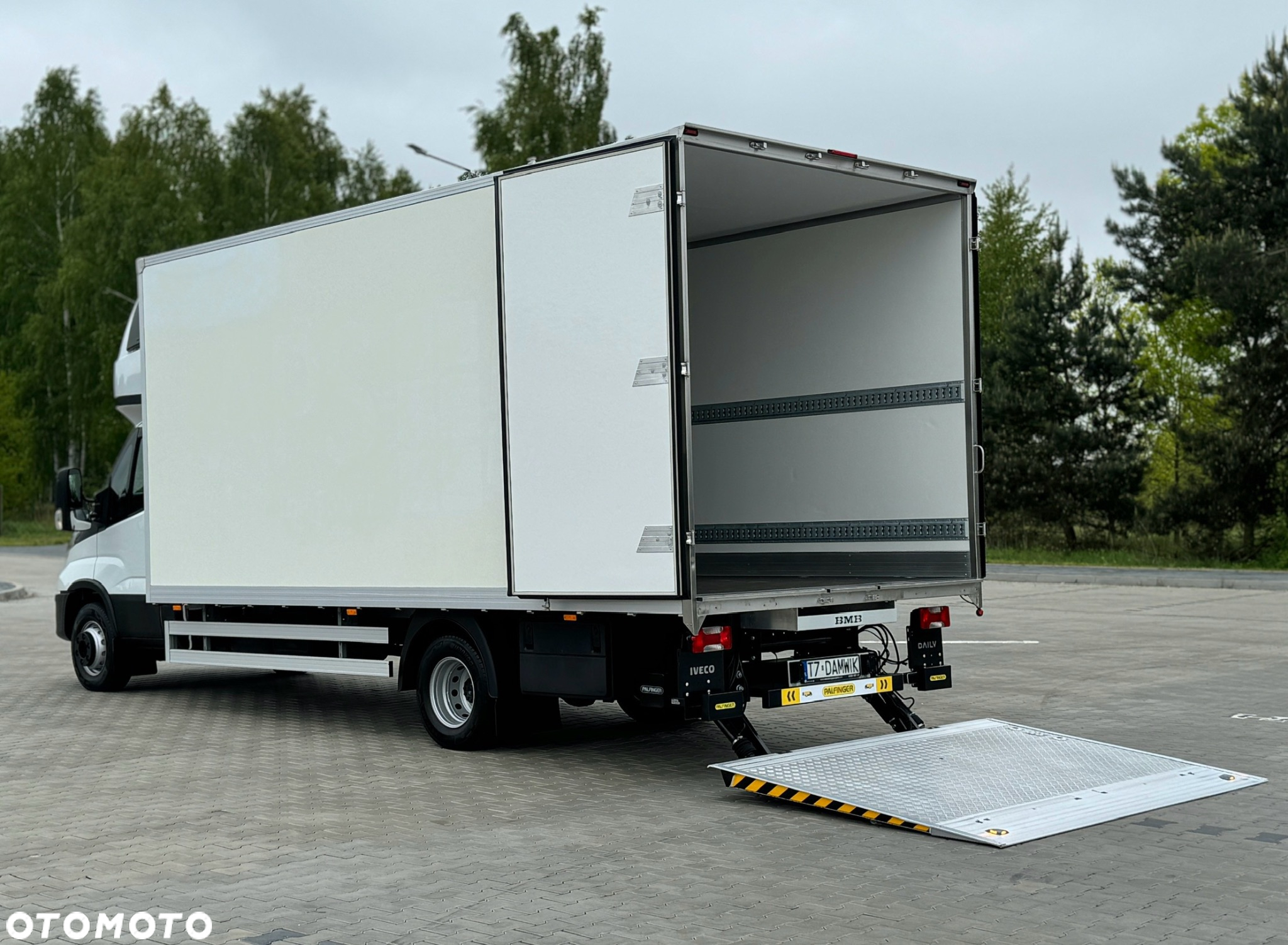 Iveco Daily 2022r‼️72C16‼️Winda Palfinger 1000Kg Udźwigu Izoterma/kontener 5.52m 3.0 Diesel DMC 7200 kg 70C16 Salon Polska Faktura VAT 23% - 9