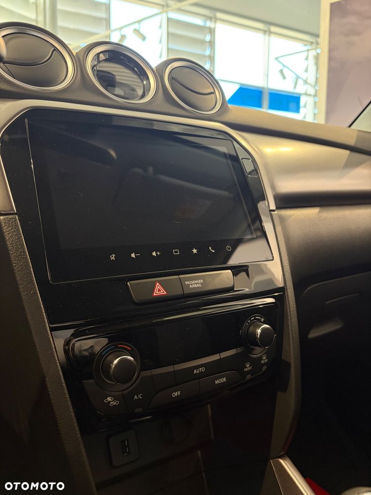 Suzuki Vitara - 12