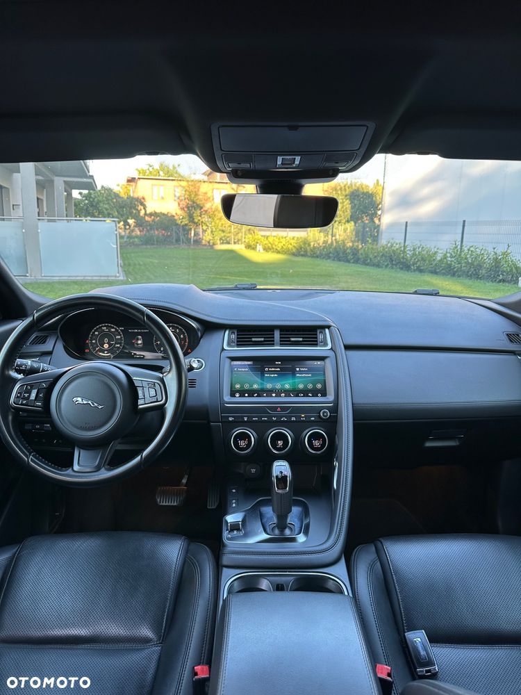 Jaguar E-Pace P200 AWD R-Dynamic S - 13