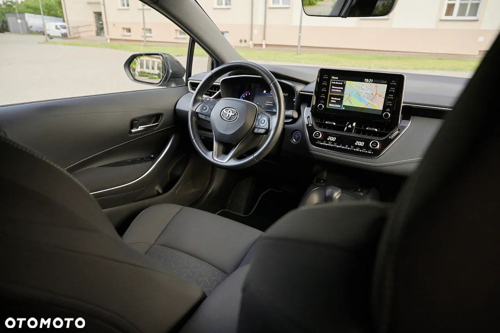 Toyota Corolla 1.8 Hybrid Comfort - 3